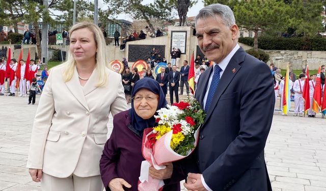 ATiYE NiNE DUYGULANDI, DUYGULANDIRDI!