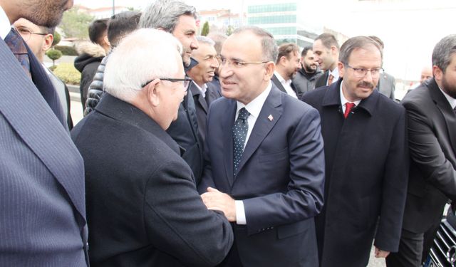 ‘BiZ YOZGAT’IN EVLADIYIZ  NEREDE OLURSAK OLALIM AKLIMIZ HER ZAMAN BURADA’