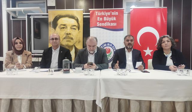 Eğitim Bir-Sen’den divan toplantısı