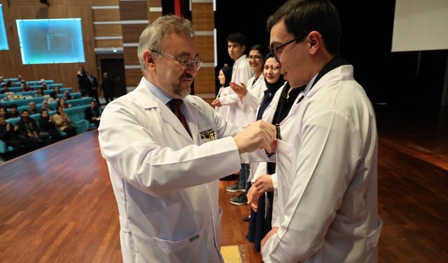 Geleceğin Hekimleri İlk Adımlarını Attı