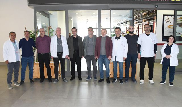 Başhekim Kozan’dan, Tıbbi Laboratuvar Çalışanlarına jest