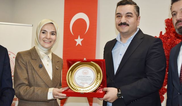 ALKIŞLANACAK HAREKET EVLENECEK GENÇLERE  ‘AĞABEYLİK’ YAPTI!
