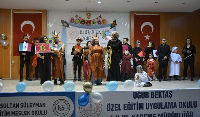 ÖZEL ÖĞRENCİLERDEN ÖZEL SERGİ