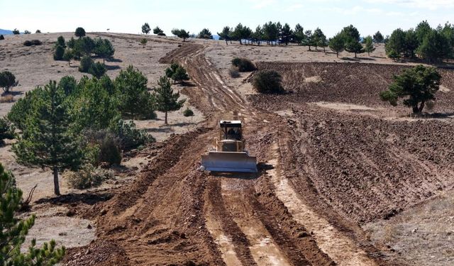 Akdağmadeni Orman Parkı Projesinde İlk Kazma Vuruldu