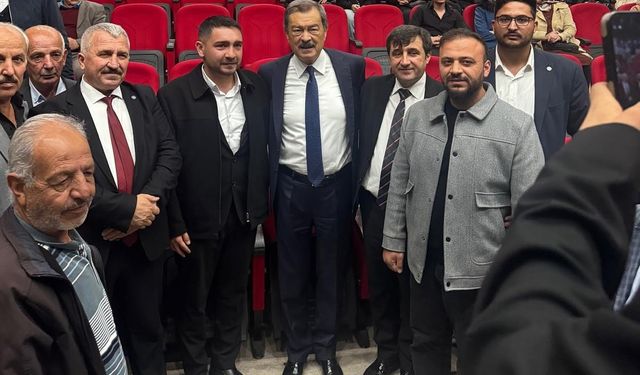 İYİ Parti Akdağmadeni'nde Başkanını Seçti