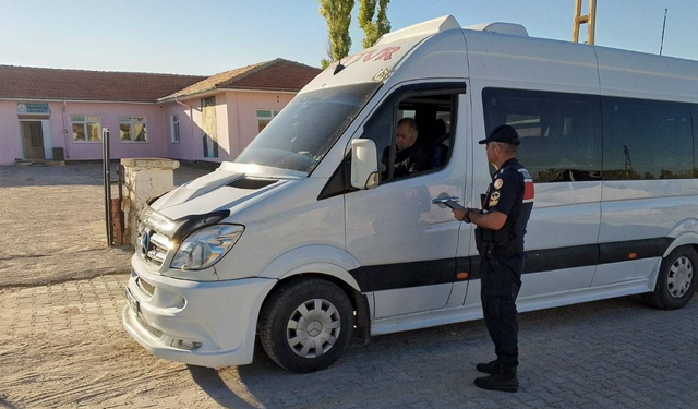 Ekiplerden Okul Çevrelerinde Güvenlik Denetimi