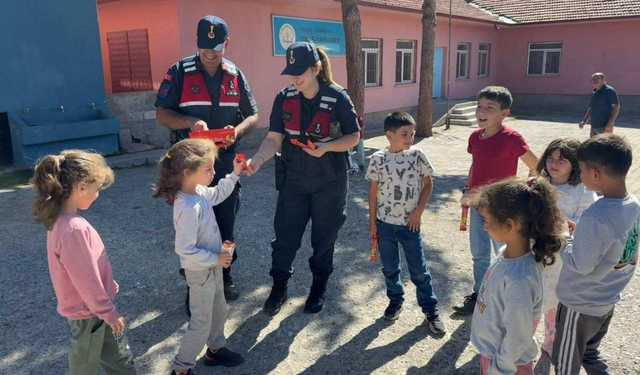 Okulda Güvenlik Alarmı: Jandarma Harekete Geçti