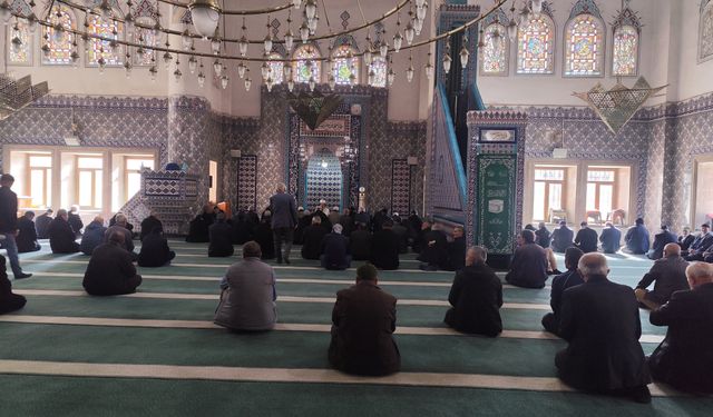 Akdağmadeni’nde Şehit Mehmetçikler İçin Mevlid-i Şerif Okutuldu