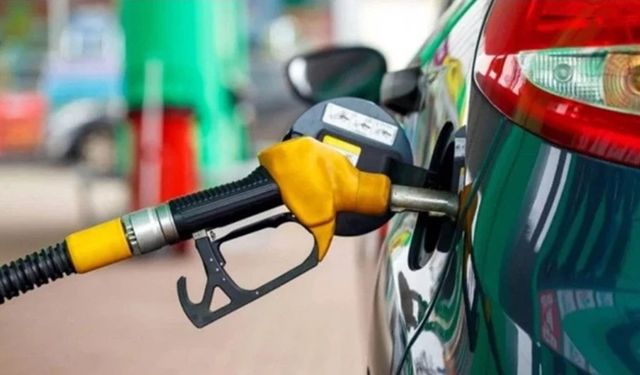 Bu Gece Sakın Almayın! Akaryakıta Rekor İndirim Geliyor