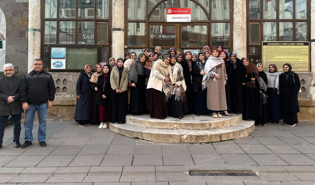 Gençler Sabah Namazında Buluştu