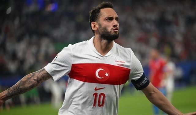 Hakan Çalhanoğlu Milli Takımı Bıraktı Mı? Hakan Çalhanoğlu Kaç Yaşında?