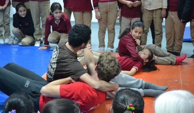 Hollandalı Gönüllüden Yozgat’ta Anlamlı Judo Dersi