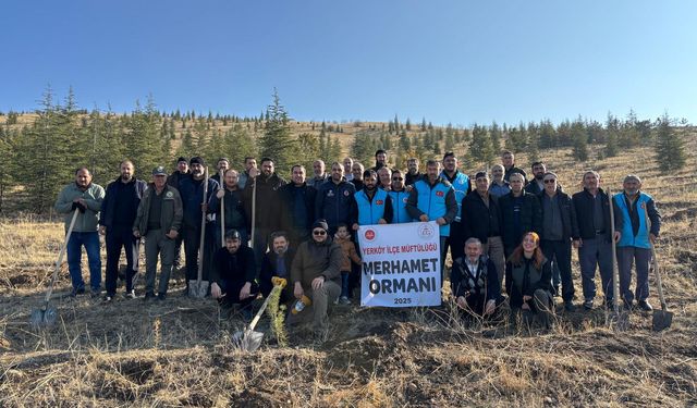 Yerköy’de “Merhamet Ormanı” İçin 200 Fidan Toprakla Buluştu