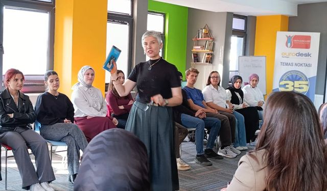 SORGED, “Etkili Sunum ve İletişim Teknikleri” Eğitimi Verildi