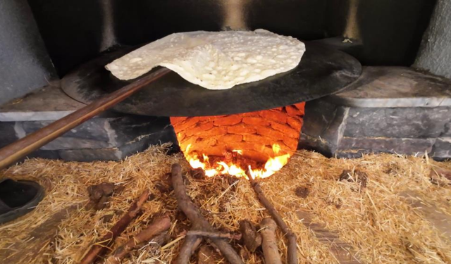 Eski Gelenekler Yaşatılıyor: İmece Usulüyle Kış Hazırlığı