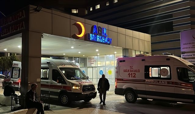 SON DAKİKA! Gıda Zehirlenmesi Şüphesiyle 154 Kişi Hastanelere Başvurdu