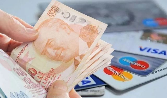 Vatandaşa Karta Sarıldı, Ne Olsa Kartla Ödüyor: Trilyonlarca TL Nakitsiz Döndü!