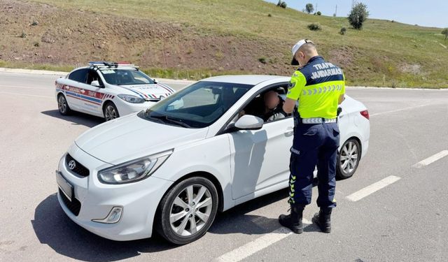 Belgesiz Sürücü Yozgat İl Jandarmaya Takıldı!