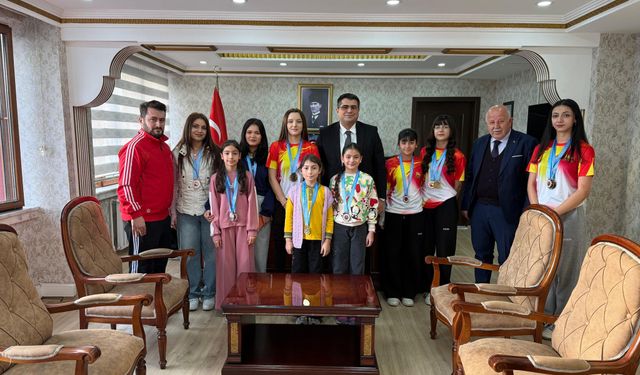 Akdağmadeni'nden Türkiye Wushu Şampiyonası'nda Büyük Başarı: 20 Madalya