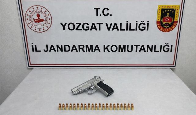 Çekerek’te Silah Sesleri Jandarmayı Harekete Geçirdi: Ruhsatsız Tabanca Ele Geçirildi