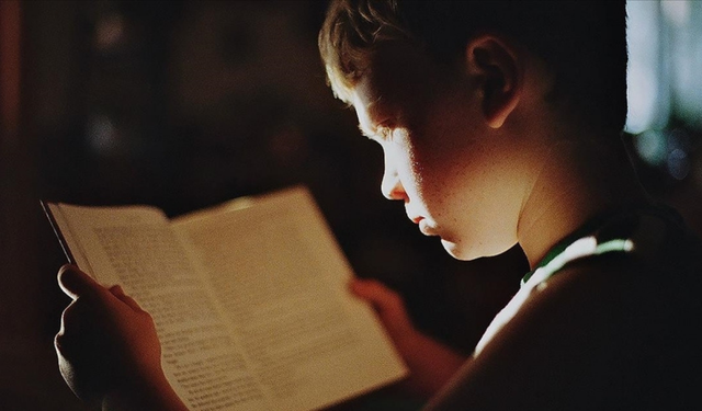 Uzmanlar, Çocukların Okuma Alışkanlıklarının Hızla Değiştiği Konusunda Uyarıyor