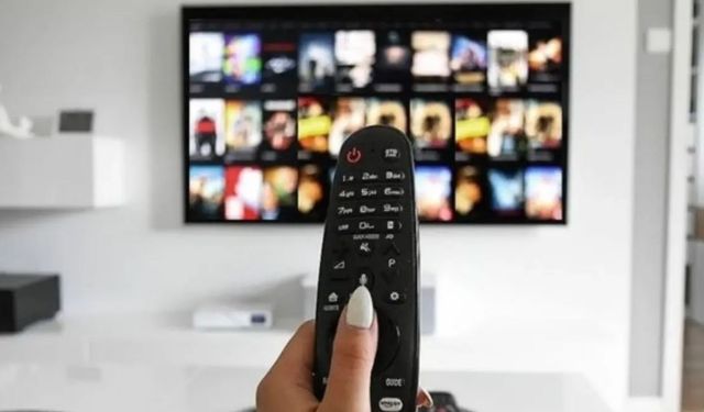 Havalar ısındı reytingler düştü, Show TV'nin iddialı dizisi zirveyi yine bırakmadı