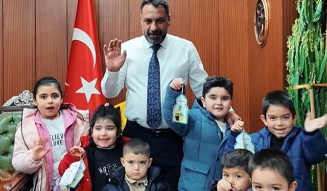 Yozgat'ta Başkan Kandil Sütünü Miniklerle İçti