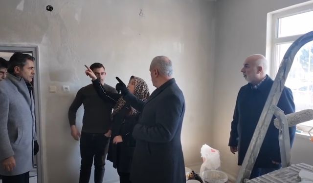 Yozgat'ta Evi Yanan Aileye Belediye Desteği Gecikmedi