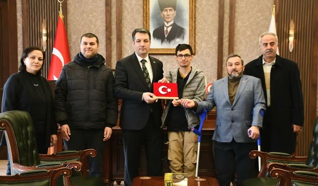 Sorgun Engelliler Derneği Kaymakam Canpolat'ı Ziyaret Etti