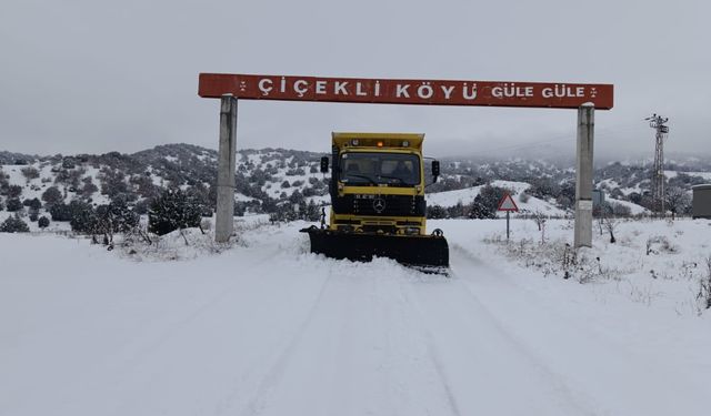 Saraykent'te Karla Mücadele ve Altyapı Çalışmaları Kesintisiz Sürüyor