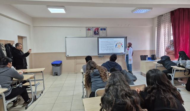 Yerköy’de Gençlere Sağlıklı Gelecek Eğitimi
