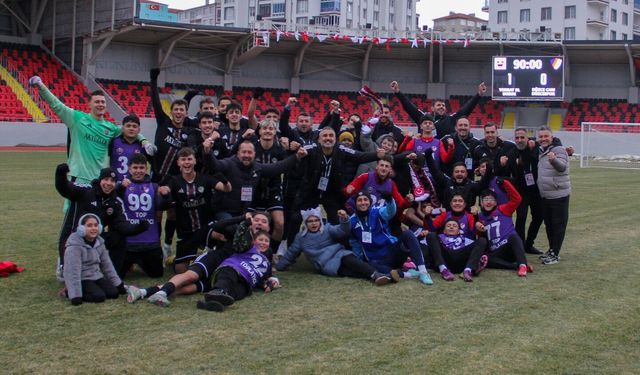 Anahtar Parti'den Bozokspor'a Destek Geldi