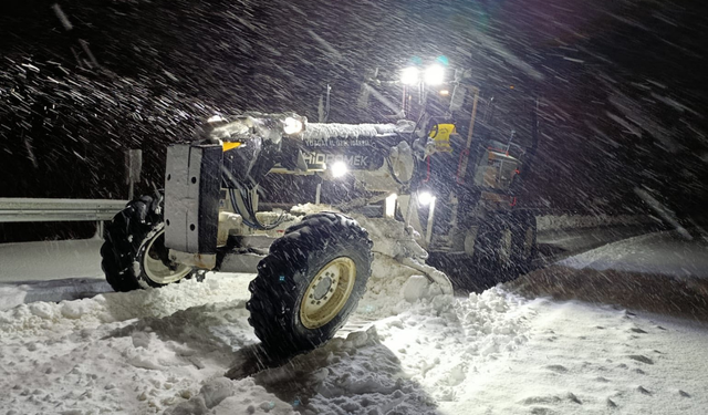 Yozgat’ta Karla Mücadele 7/24 Sürüyor: Ekipler Sahada, Uyarılar Art Arda