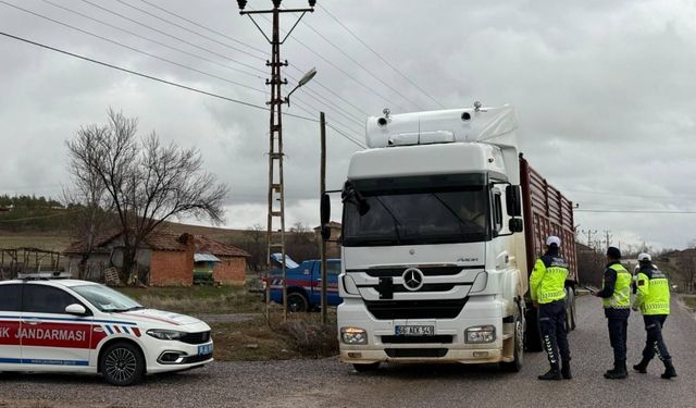 Yozgat’ta Ağır Tonajlı Araçlara Yönelik Trafik Denetimi