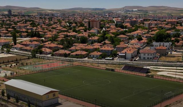 Boğazlıyan İlçe Stadyumu'nun Aydınlatma Sistemi Yenileniyor