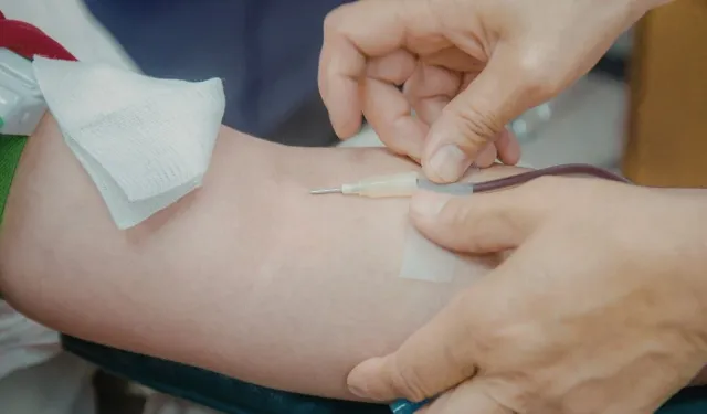 Ramazan ayında kan vermek orucu bozar mı? Diyanet açıkladı