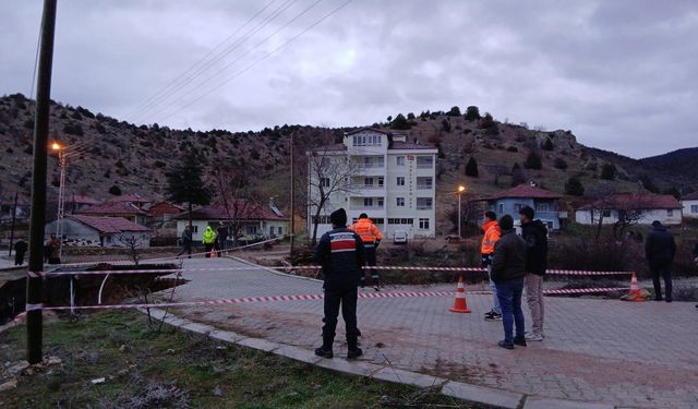 Yozgat'ta Yükselen Su Köprüyü Yıktı