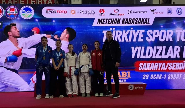 Yozgatlı Karateciler Türkiye Yıldızlar Ligi'nde İki Altın Madalya Kazandı