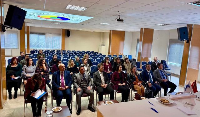 Yozgat'ta Kadın Girişimcilere Özel Toplantı: Tüm Hibe ve Teşvikler Anlatıldı