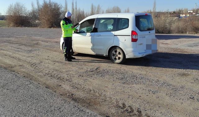 Yozgat'ta Sürücü Belgesi Olmayanlara Geçit Yok!