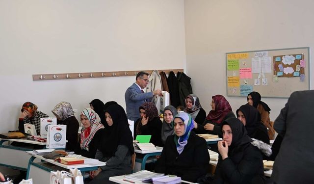 Yozgat'ta O Kursa İl Müdüründen Özel Ziyaret