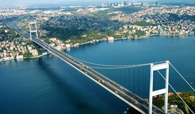 Arefe ve Ramazan Bayramı'nda köprü ile otoyollar ücretsiz mi olacak?