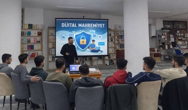 Akdağmadeni Meslek Yüksekokulu'nda Öğrencilere Kritik Uyarılar