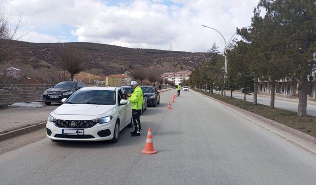 Akdağmadeni’nde Bayram Güvenliği İçin Sıkı Kontrol