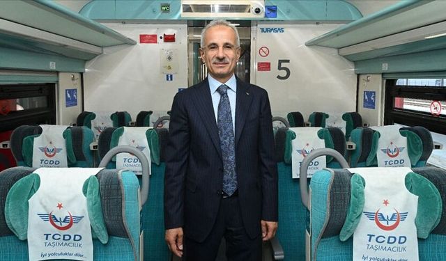 Bakan Müjdeledi: Ramazan Bayramı'nda Trenlerde Ek Sefer ve Kapasite Artışı