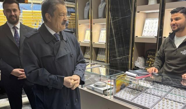 İYİ Parti Milletvekili Kayalar, Yozgat Esnafına Kulak Verdi