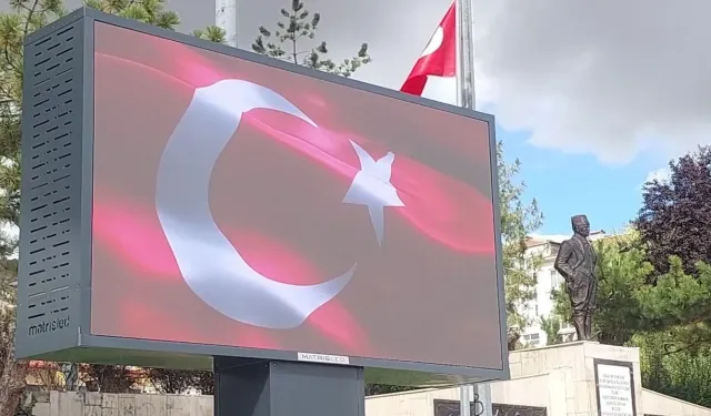 Kazım Arslan, Yozgatlıları Dinledi Milli Heyecan İçin Saat Verdi