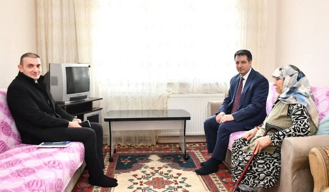 Sorgun Kaymakamı Ramazan'da Yaşlı ve Hasta Vatandaşları Ziyaret Etti