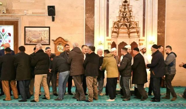 Sorgun'da Bayram Maneviyat İçinde Yaşandı