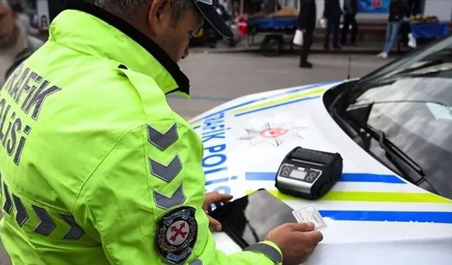 Yeni Trafik Cezaları Uygulanmaya Başlandı, İhlaller Yüksek Tutarlı Cezalar Getiriyor